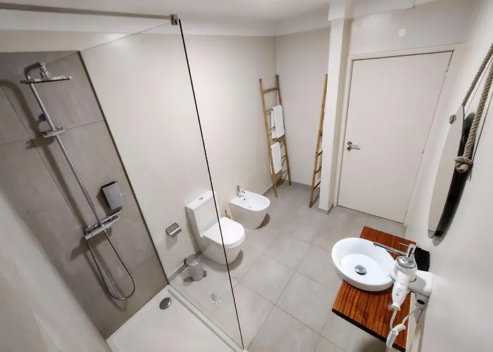 Salty Swell Δωμάτια σε οικογενειακή κατοικία Πόρτο