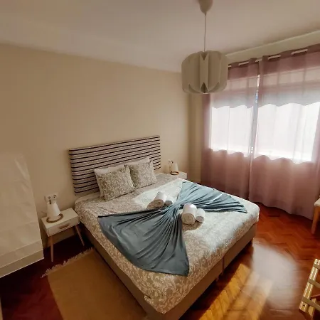 בית אירוח Salty Swell פורטו